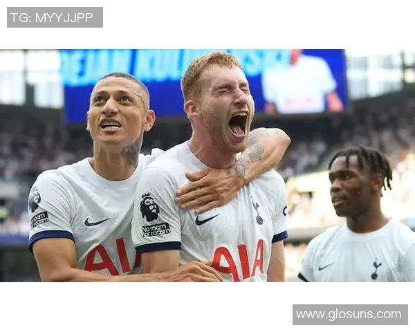 英超激战曼城与热刺握手言和乌龙球引发争议判罚全场沸腾